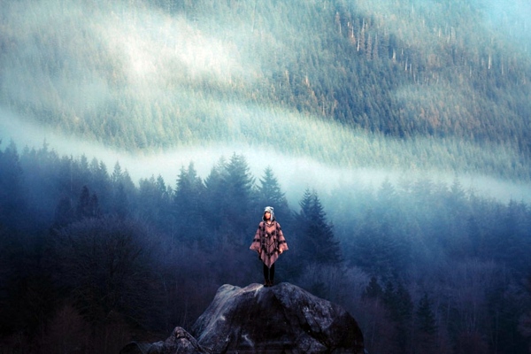 Small people, lost in the majesty of nature