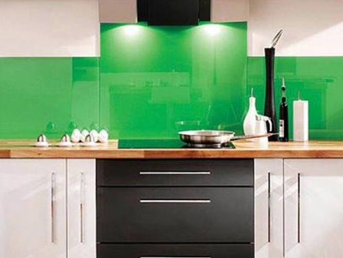 kitchen glass back wall