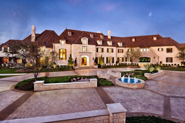 Architectural masterpieces - inspiring Château Architecture