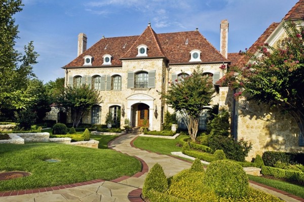 Architectural masterpieces - inspiring Château Architecture