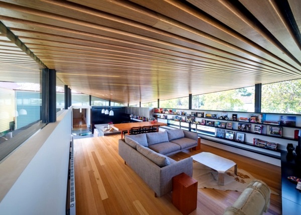 Unconventional house cultivation on two levels
