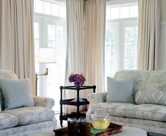 Spring decorations and colors in the living room Spring decorations and colors in the living room