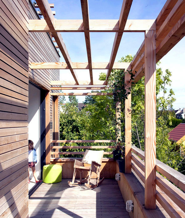 Sustainable eco-house in Paris with a flexible layout Sustainable eco-house in Paris with a flexible layout