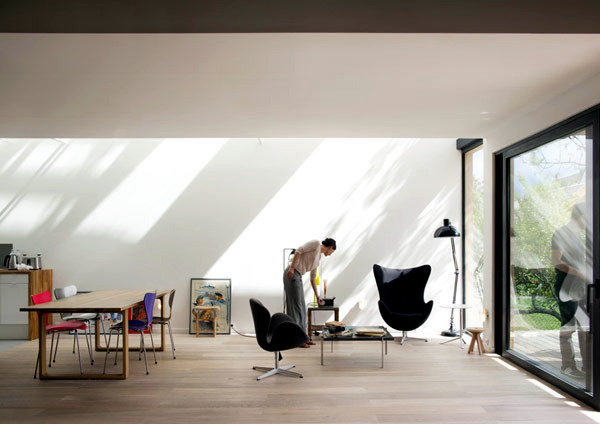 Sustainable eco-house in Paris with a flexible layout Sustainable eco-house in Paris with a flexible layout