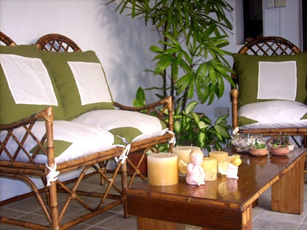 Balcony or terrace glass conservatory - Build on a beautiful winter garden Balcony or terrace glass conservatory - Build on a beautiful winter garden