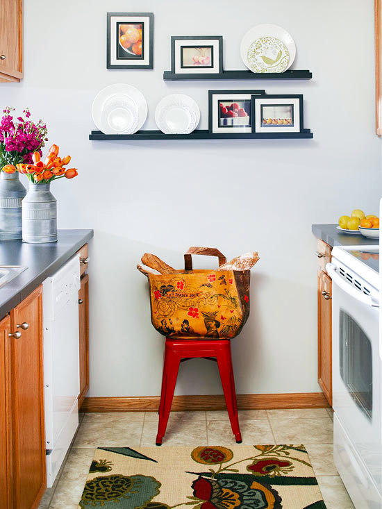 Compact kitchens that make the small space look bigger