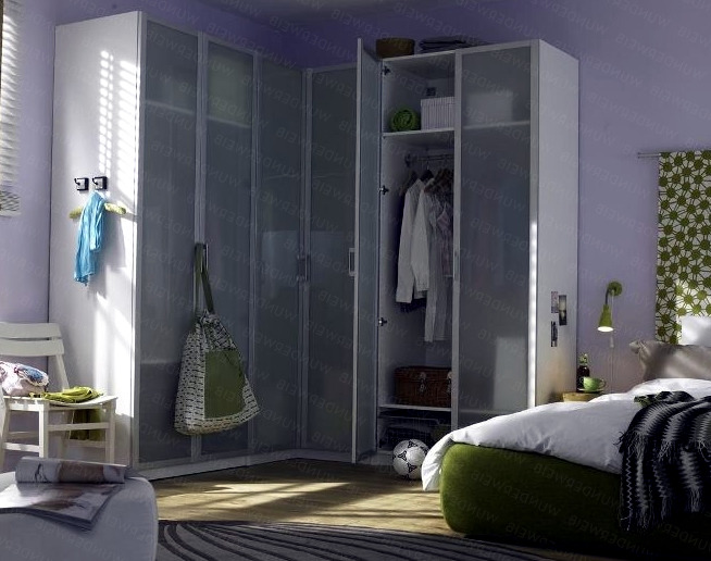 Corner wardrobe Corner wardrobe