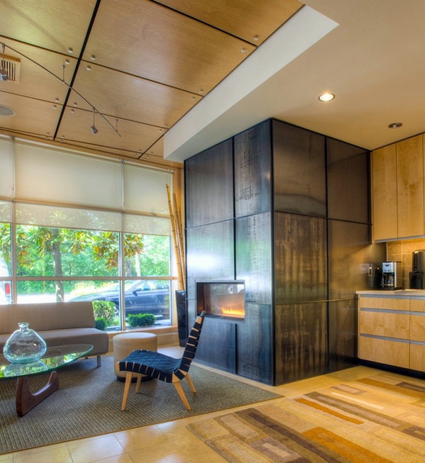 Metal accents as decoration at home