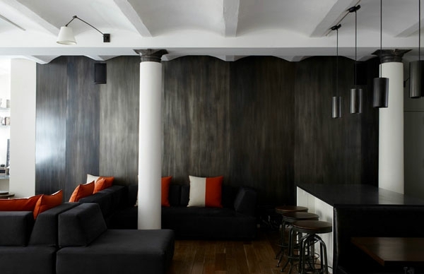 Metal accents as decoration at home