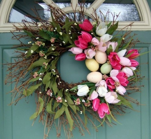 Bastelideen - How to make a chic Easter wreath itself