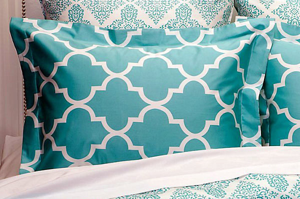 Cool ideas for summer decoration in bedroom and bathroom