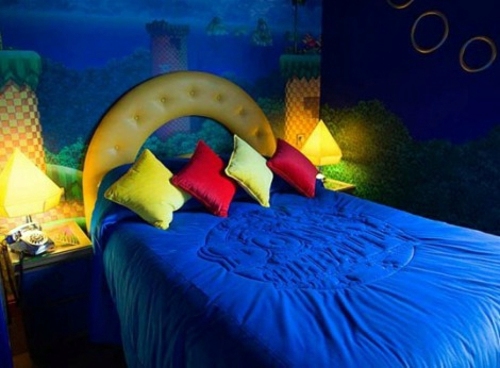 Creative interior design with patterns from video games