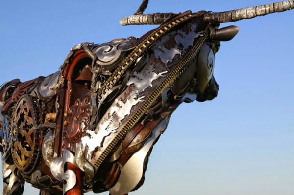 Deco sculptures by the designer John Lopez Deco sculptures by the designer John Lopez