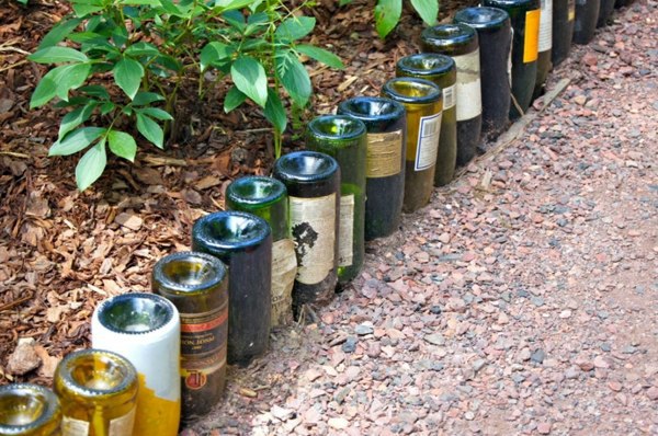 26 craft ideas for DIY projects from wine bottles
