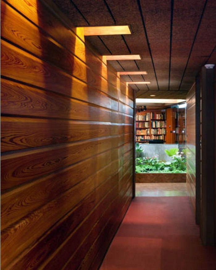 Architect house for sale - the Silvertop house of John Lautner