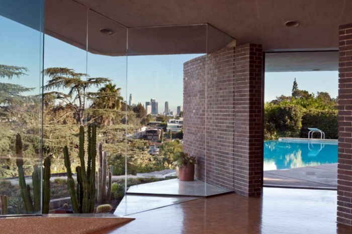Architect house for sale - the Silvertop house of John Lautner