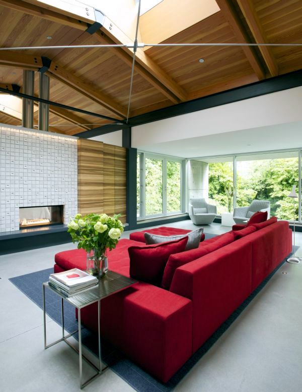 Modern house in the countryside - Southlands Residence in Vancouver offers with nature united interiors