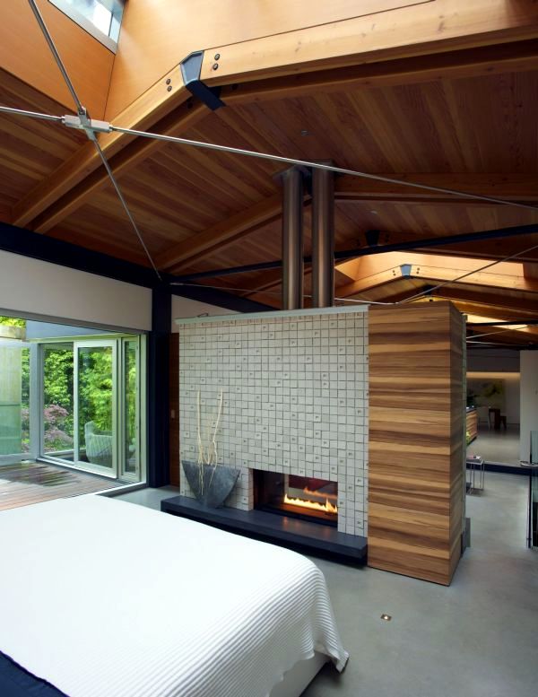 Modern house in the countryside - Southlands Residence in Vancouver offers with nature united interiors