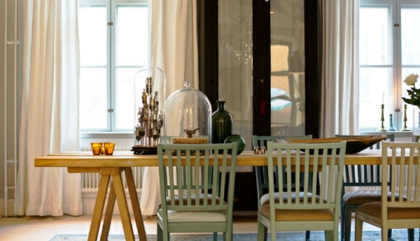 Scandinavian Interior Design with colorful touches - a little Shabby Chic and