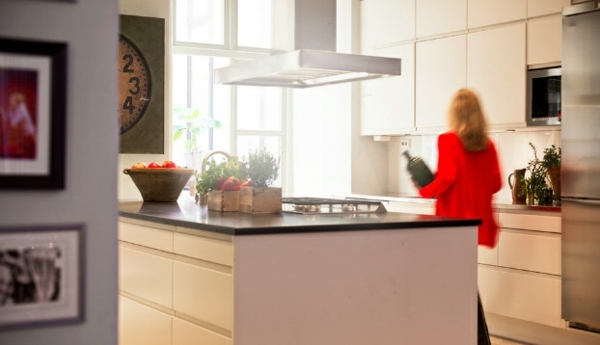 Scandinavian Interior Design with colorful touches - a little Shabby Chic and