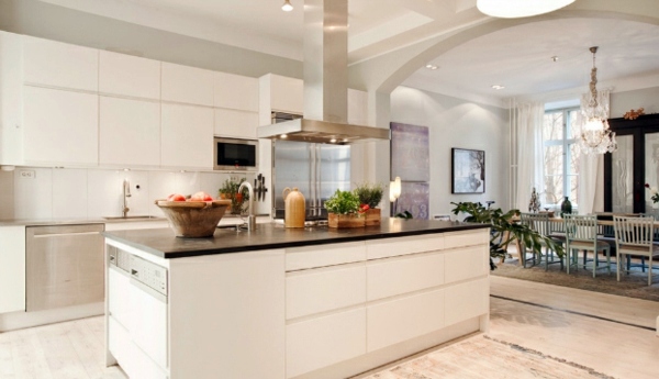 Scandinavian Interior Design with colorful touches - a little Shabby Chic and
