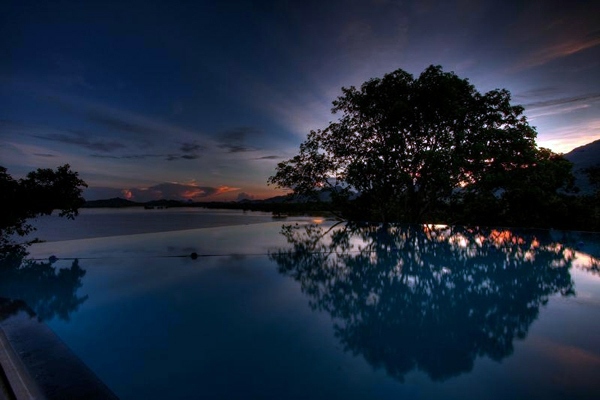 The most beautiful endless pool of water - fantastic resorts