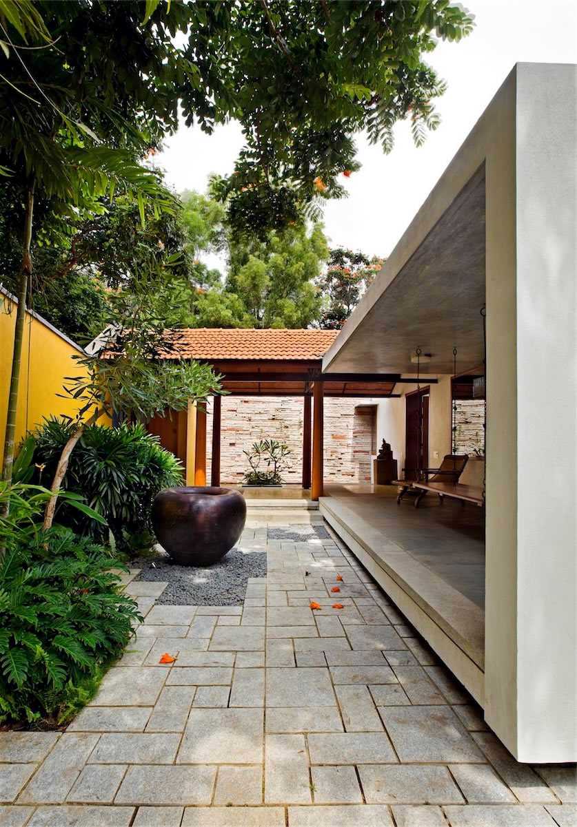 Residential Villa represents a synthesis of modernity and tradition