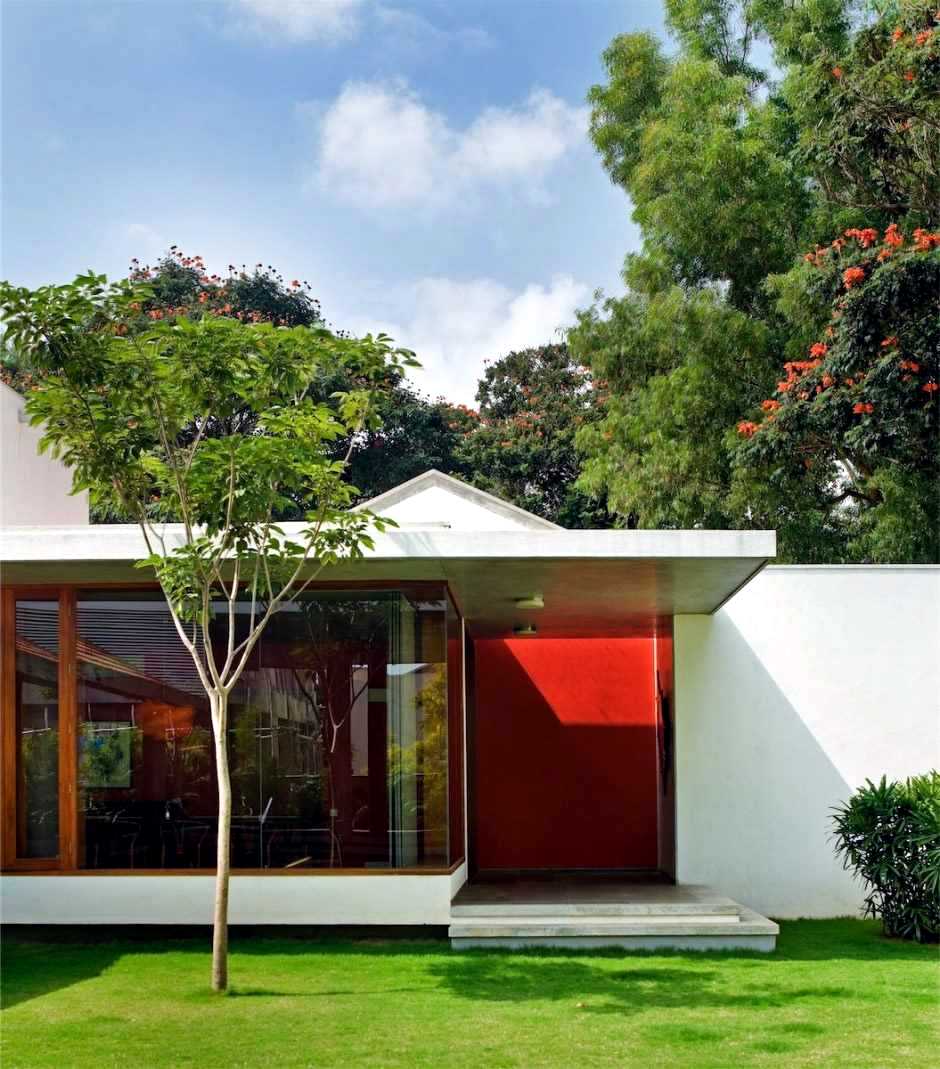 Residential Villa represents a synthesis of modernity and tradition