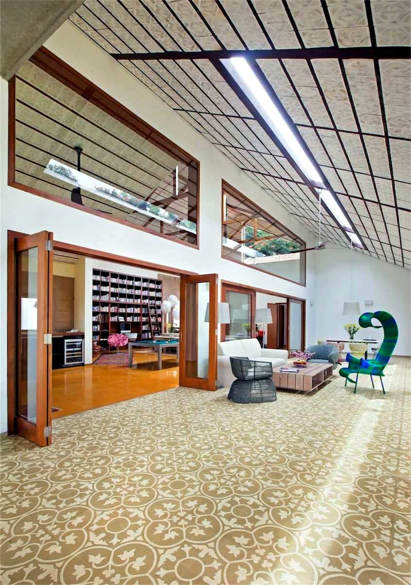Residential Villa represents a synthesis of modernity and tradition