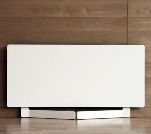 White folding table design by Ola AKKA