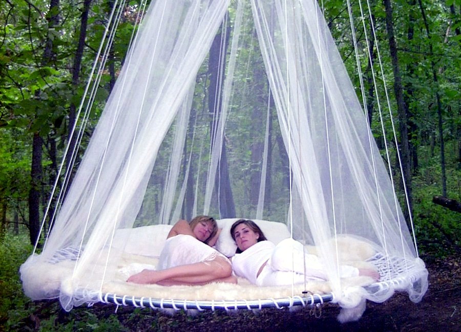 Floating beds Floating beds