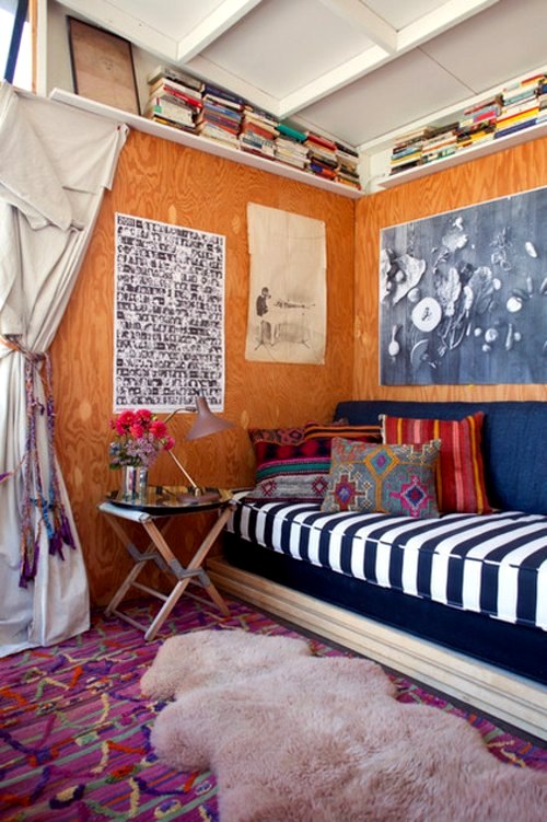 Colorful great home furnishings to 150 square meters