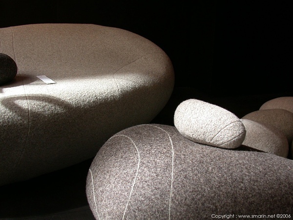 Designer cushion in the form of stones - stylish and practical Designer cushion in the form of stones - stylish and practical