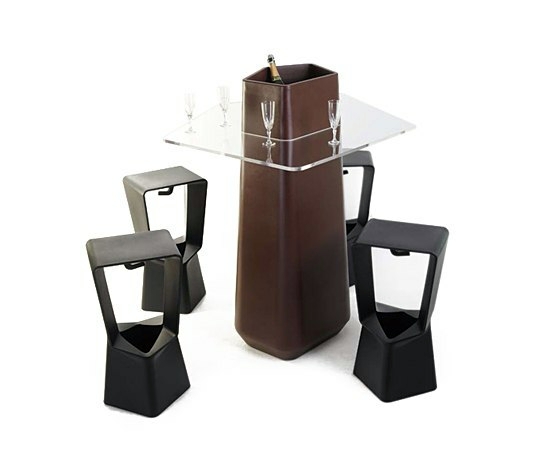 Cool garden design - choose the right garden table!