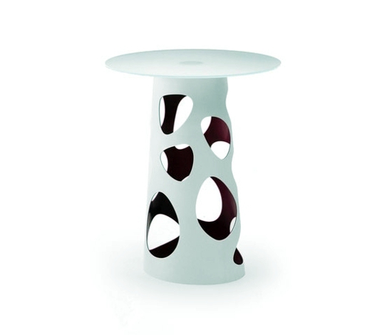 Cool garden design - choose the right garden table!