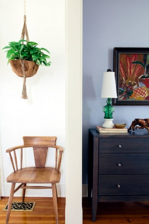 The craft in the style of the 1970's - the macrame decoration is making a comeback!