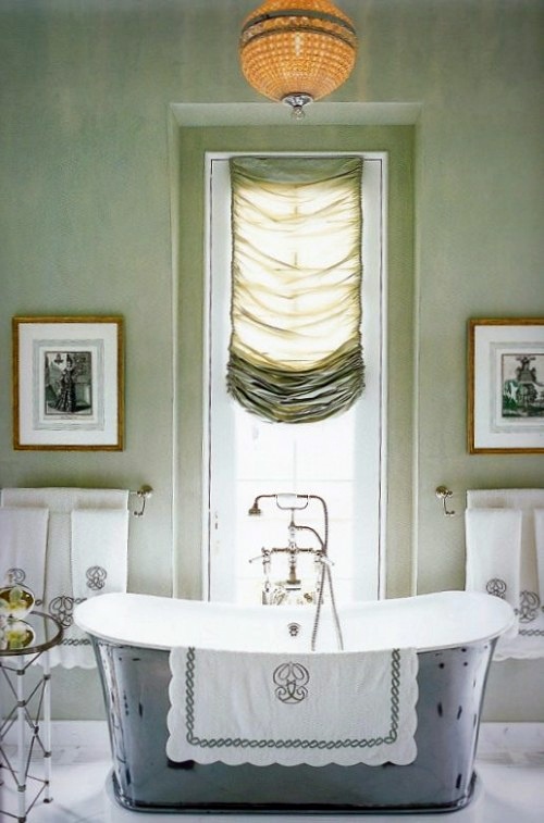 Glass ball chandelier decoration - 13 ideas for beautiful ambience