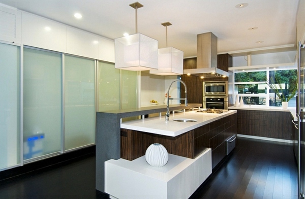 Large pendant lights in the dining room - modern pendant lamps