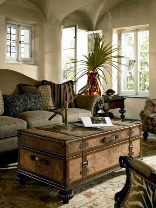 The charm of colonial furniture - stylish wooden furniture from a bygone era