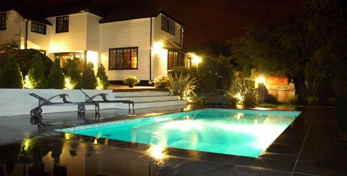 Cool garden lighting - you brighten your cozy outdoor room