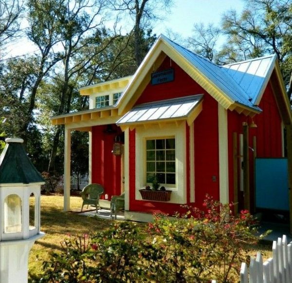 House paint - would be a red house facade something for you?