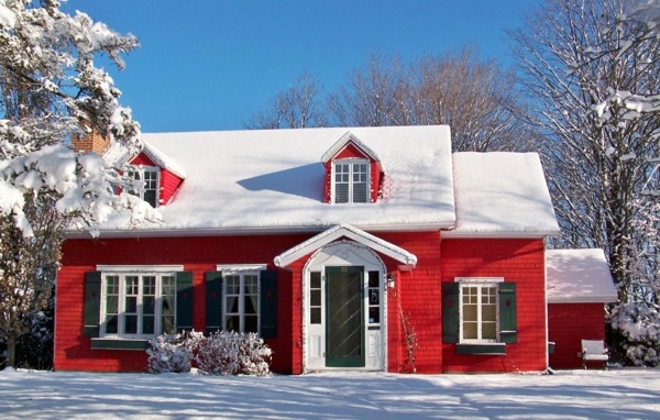 House paint - would be a red house facade something for ...