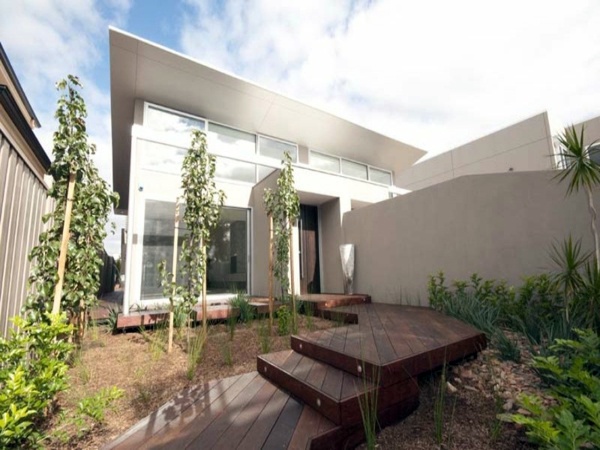 Terrace with teak wood flooring - modern solution for any outdoor area
