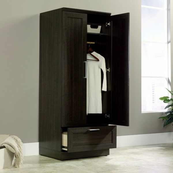 Modern, massive wardrobe in the bedroom - choose the best wardrobe Modern, massive wardrobe in the bedroom - choose the best wardrobe