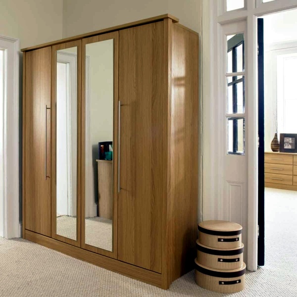 Modern, massive wardrobe in the bedroom - choose the best wardrobe Modern, massive wardrobe in the bedroom - choose the best wardrobe