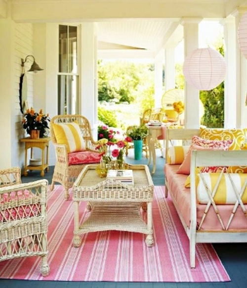 Beautiful, colorful porch ideas - cozy sitting area