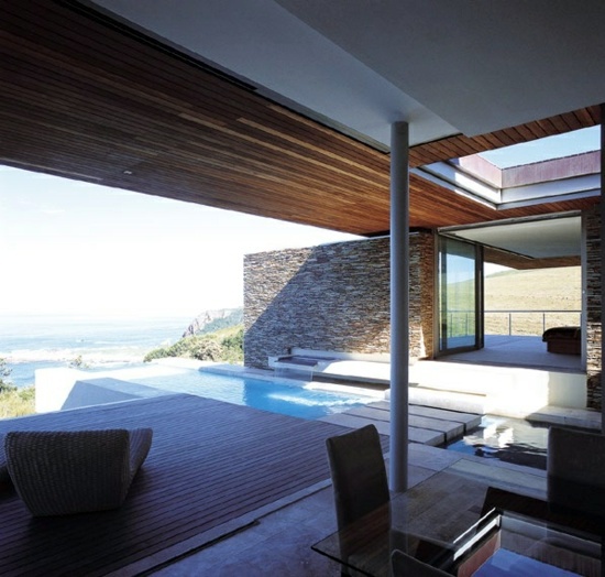 Modern house residence located in the Western Cape Province of SAOTA