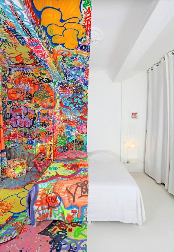 Art Hotel in Marseille offers rooms with a split design to