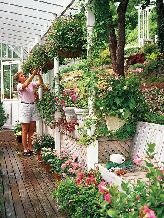Creative garden design - space saving ideas