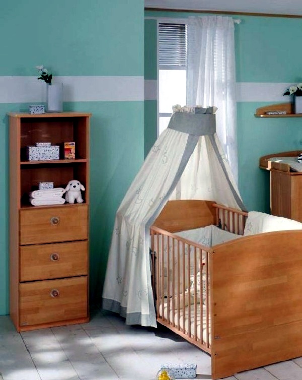 Wall color mint green gives your living room a magical flair